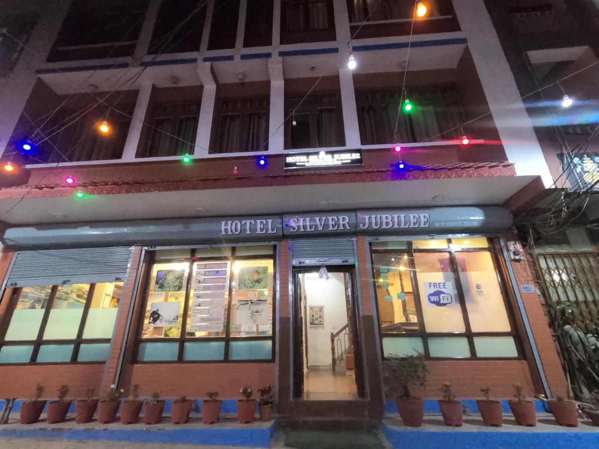 Hotel Silver Jubilee Katmandu Zewnętrze zdjęcie