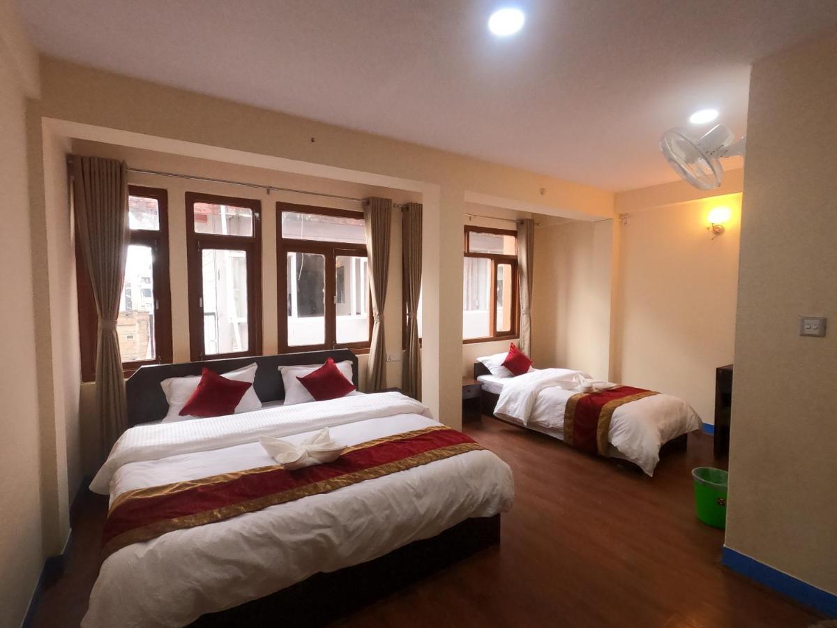 Hotel Silver Jubilee Katmandu Zewnętrze zdjęcie
