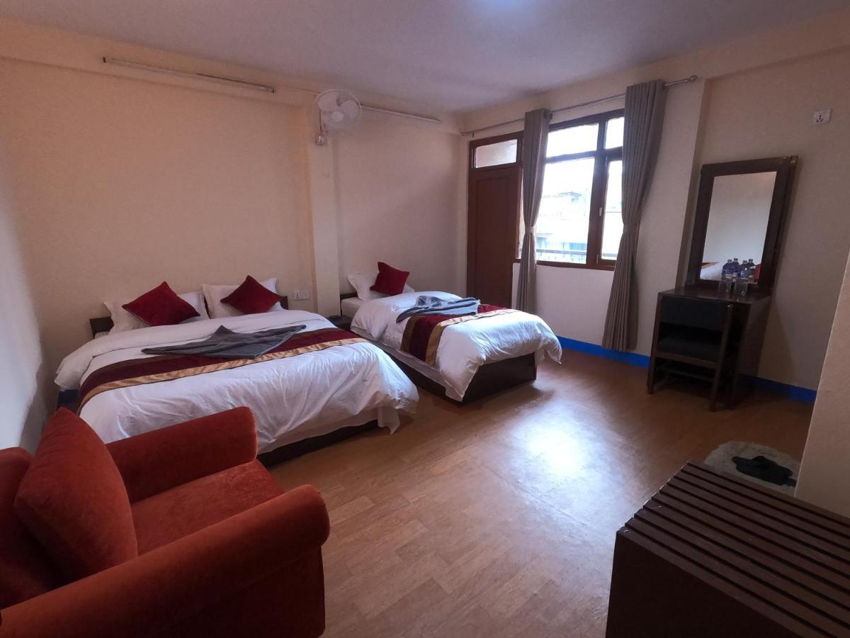 Hotel Silver Jubilee Katmandu Zewnętrze zdjęcie